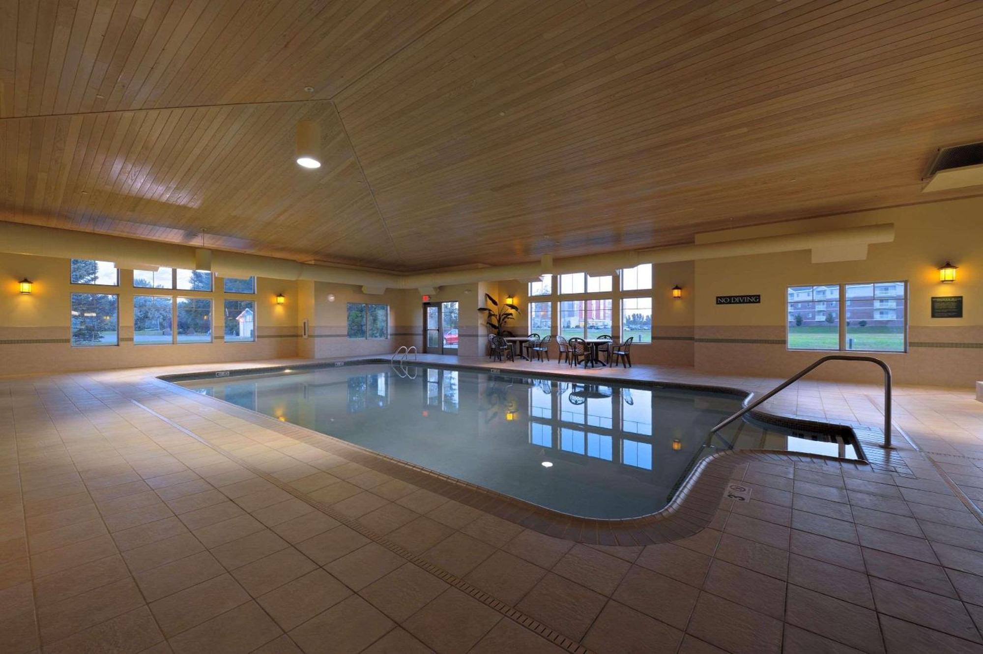 Country Inn & Suites By Radisson, Grand Forks, Nd สิ่งอำนวยความสะดวก รูปภาพ